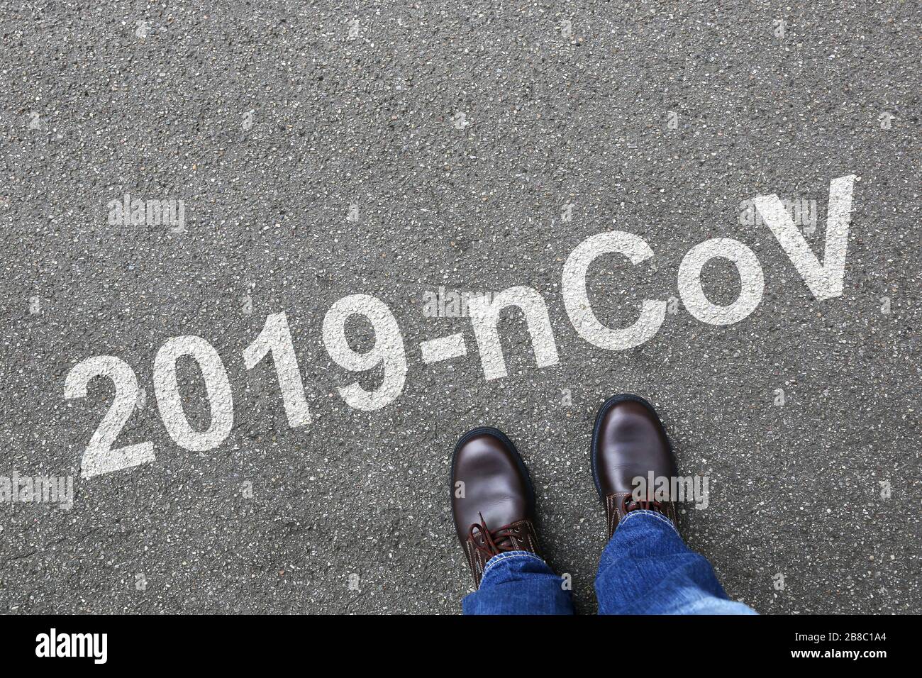 Coronavirus virus Corona 2019-nCoV enfermedad del concepto de negocio del hombre enfermedad Foto de stock