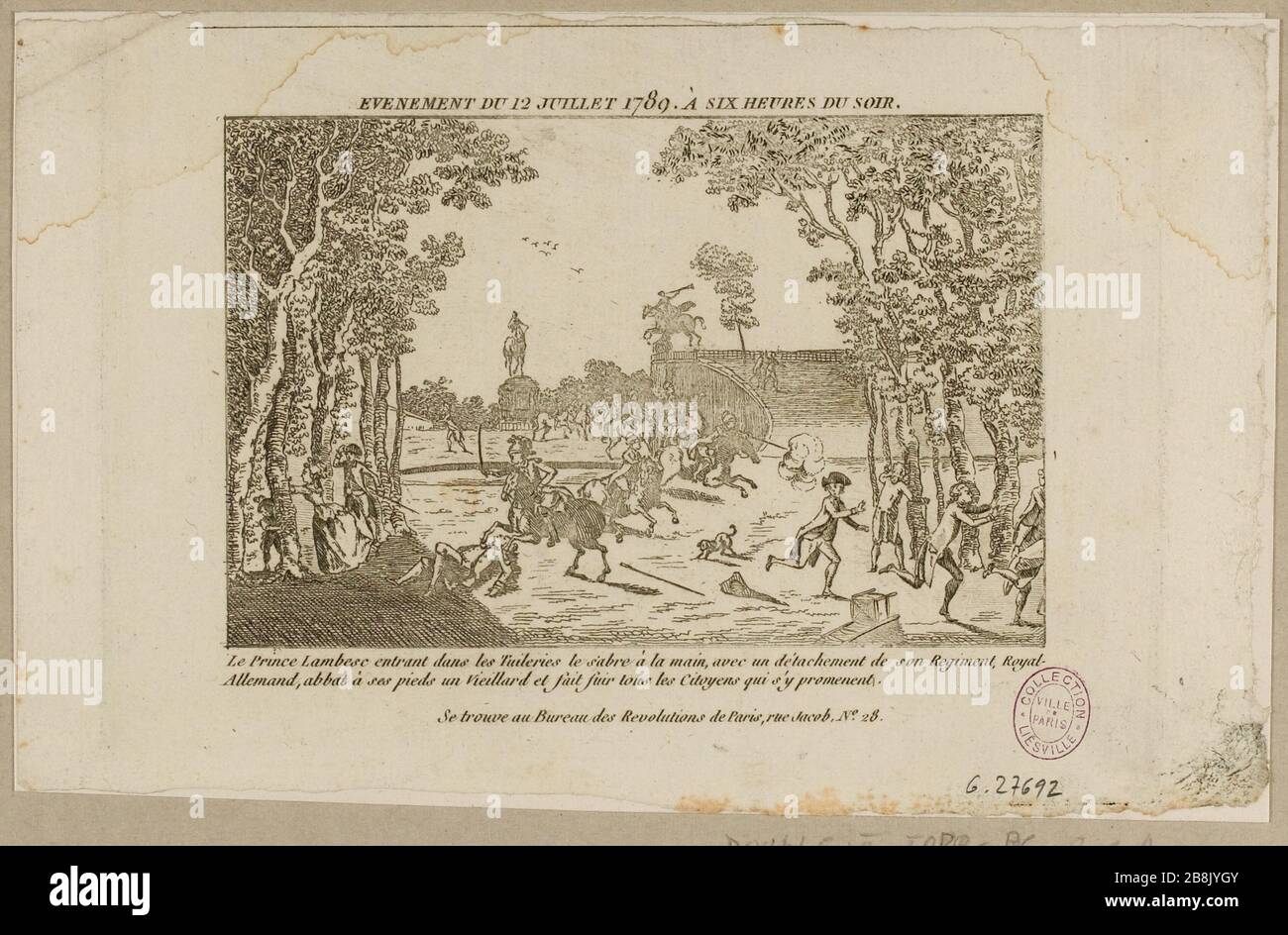 El príncipe Lambesc y sus tropas de los alemanes reales entre los Jardines de las Tullerías, golpea un sable de golpe un viejo hombre, del acontecimiento de la Revolución Francesa el 12 de julio de 1789. Distrito 1 actual. (TF) Foto de stock