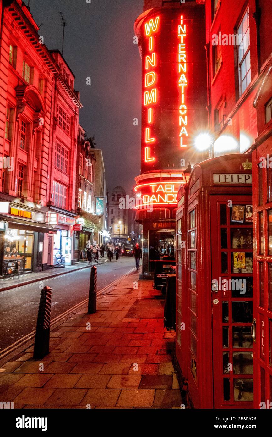 Noche en Londres Foto de stock