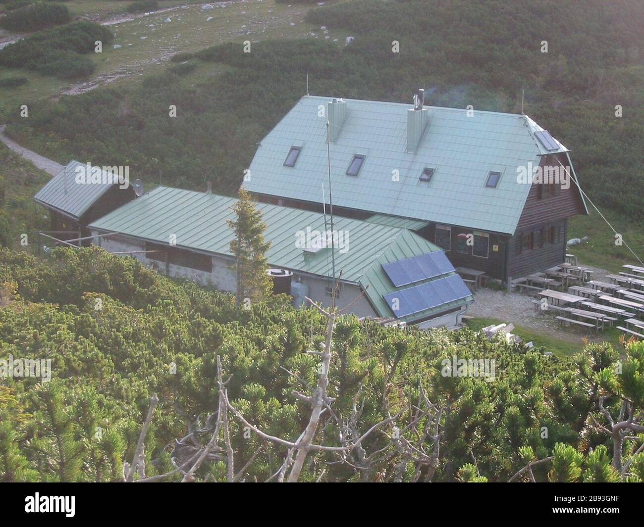 'Deutsch: Die Neue Seehütte ist eine Schutzhütte des ÖTK und befindet sich am Hochplateau der Rax auf im Bundesland Niederösterreich en Österreich.; el 2 de septiembre de 2006; ZL; ZL; ' Foto de stock