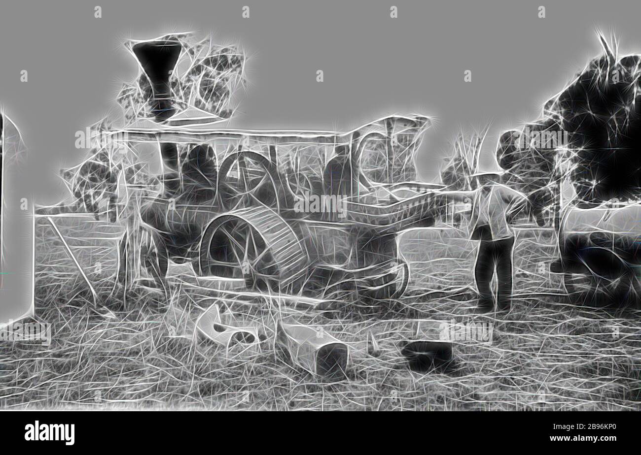 Negativo - Área de Coleambally, Nueva Gales del Sur, alrededor de 1933, UN  motor de vapor de tracción que se ha embotado. Hay una mujer parada en el  tractor y un hombre