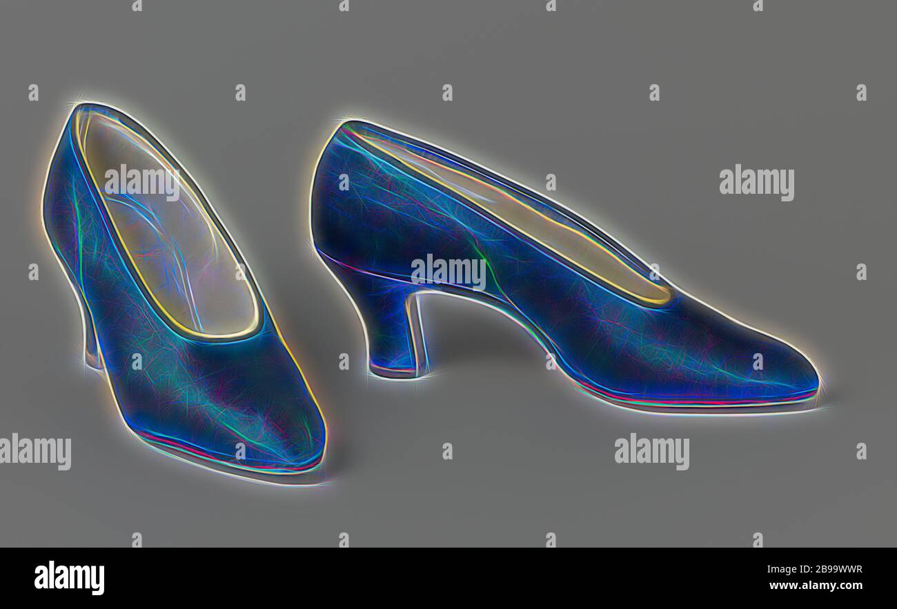 Zapatos de bola derecha fotografías e imágenes de alta resolución - Alamy