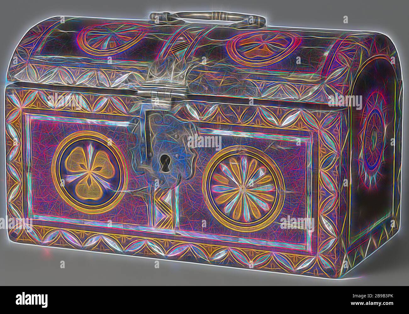 Caja de laca japonesa, laca marrón caja con tapa convexa. En la parte  posterior de dos bisagras de plata (5 x 2 cm). En el hombre, frontal y de  longitud completa, vestida