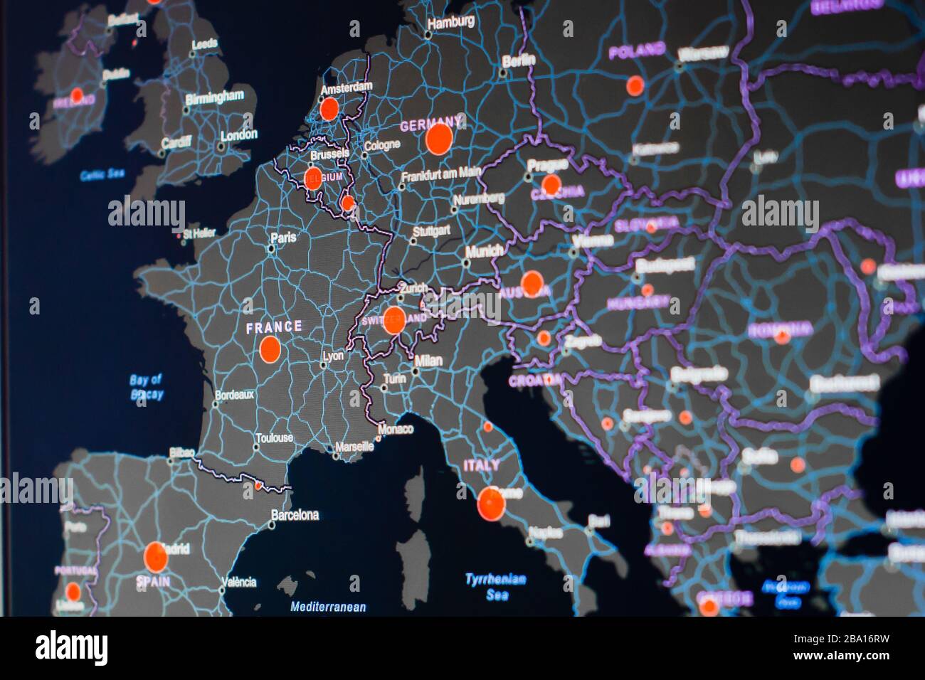 Francia, Alemania mapa de Coronavirus, SRAS-COO-2. Casos confirmados de enfermedad por coronavirus en el mundo. Informe mundial sobre COVID-19 Foto de stock