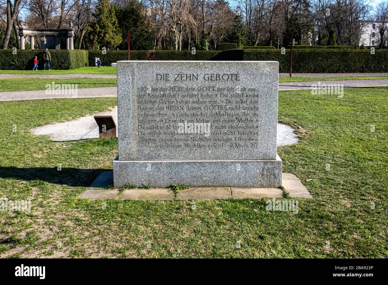 Monumento de los diez mandamientos fotografías e imágenes de alta  resolución - Alamy