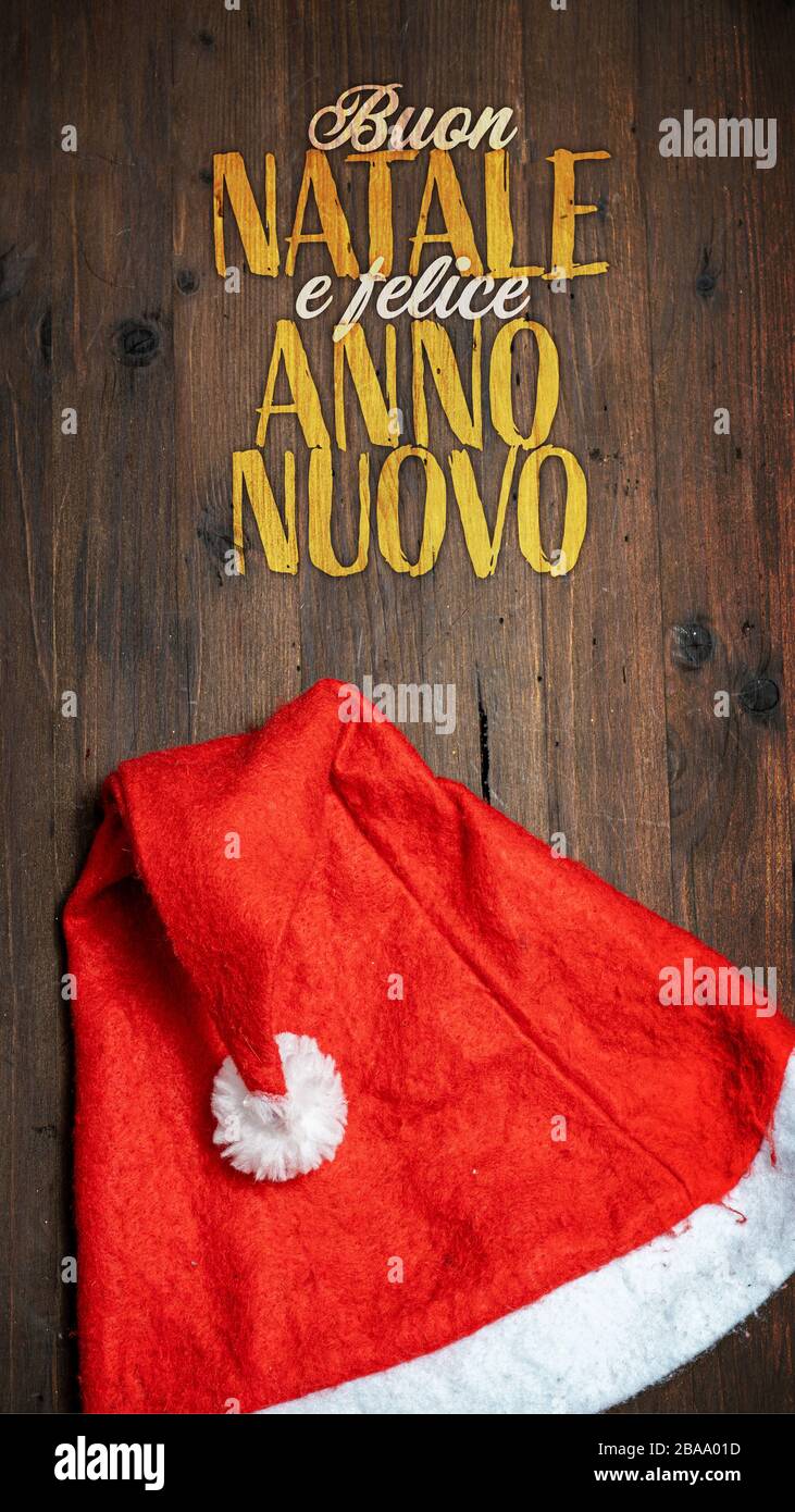 Feliz año nuevo en italiano fotografías e imágenes de alta resolución -  Alamy