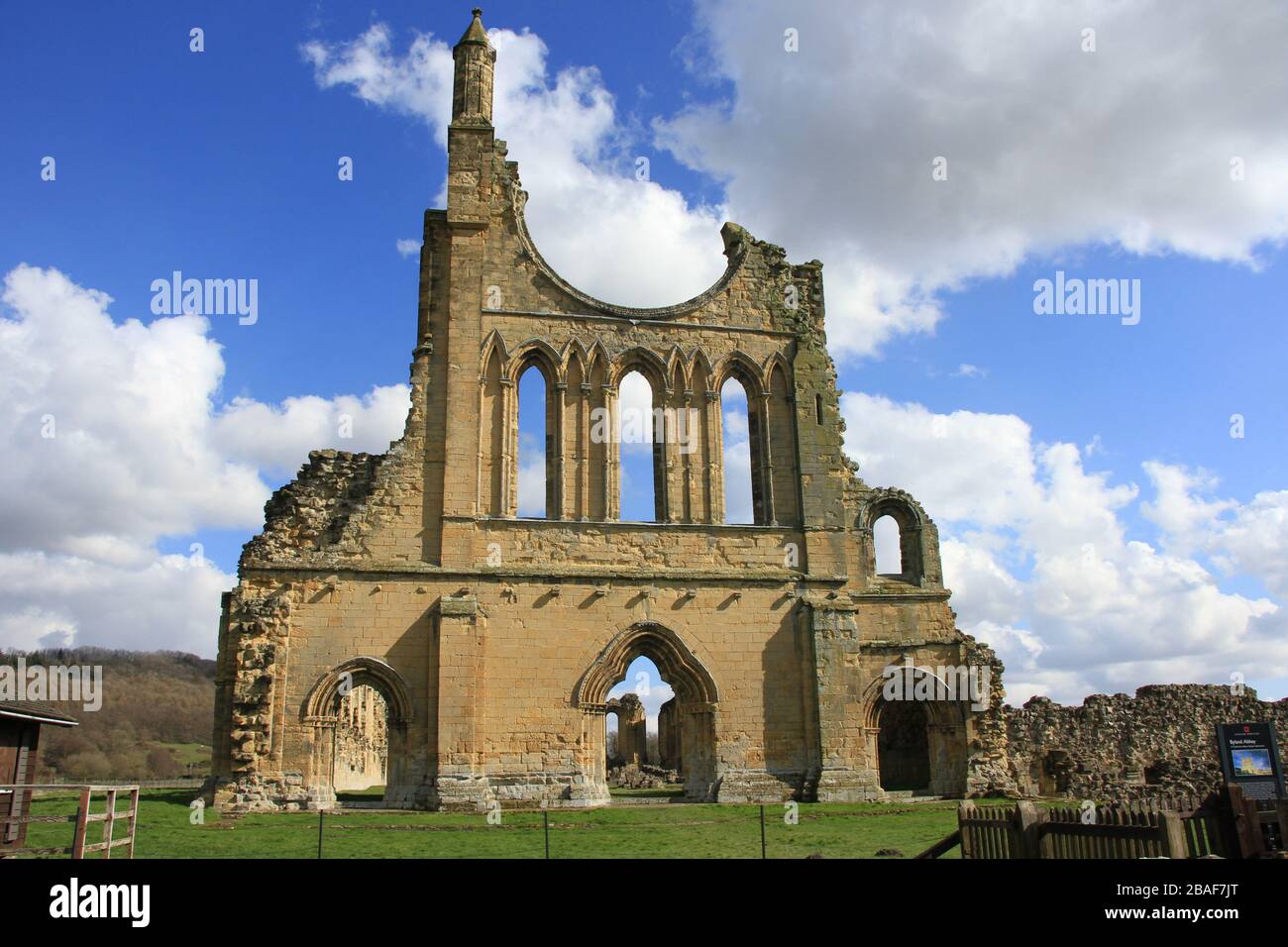 Byland Abbey, Yorkshire del Norte Foto de stock