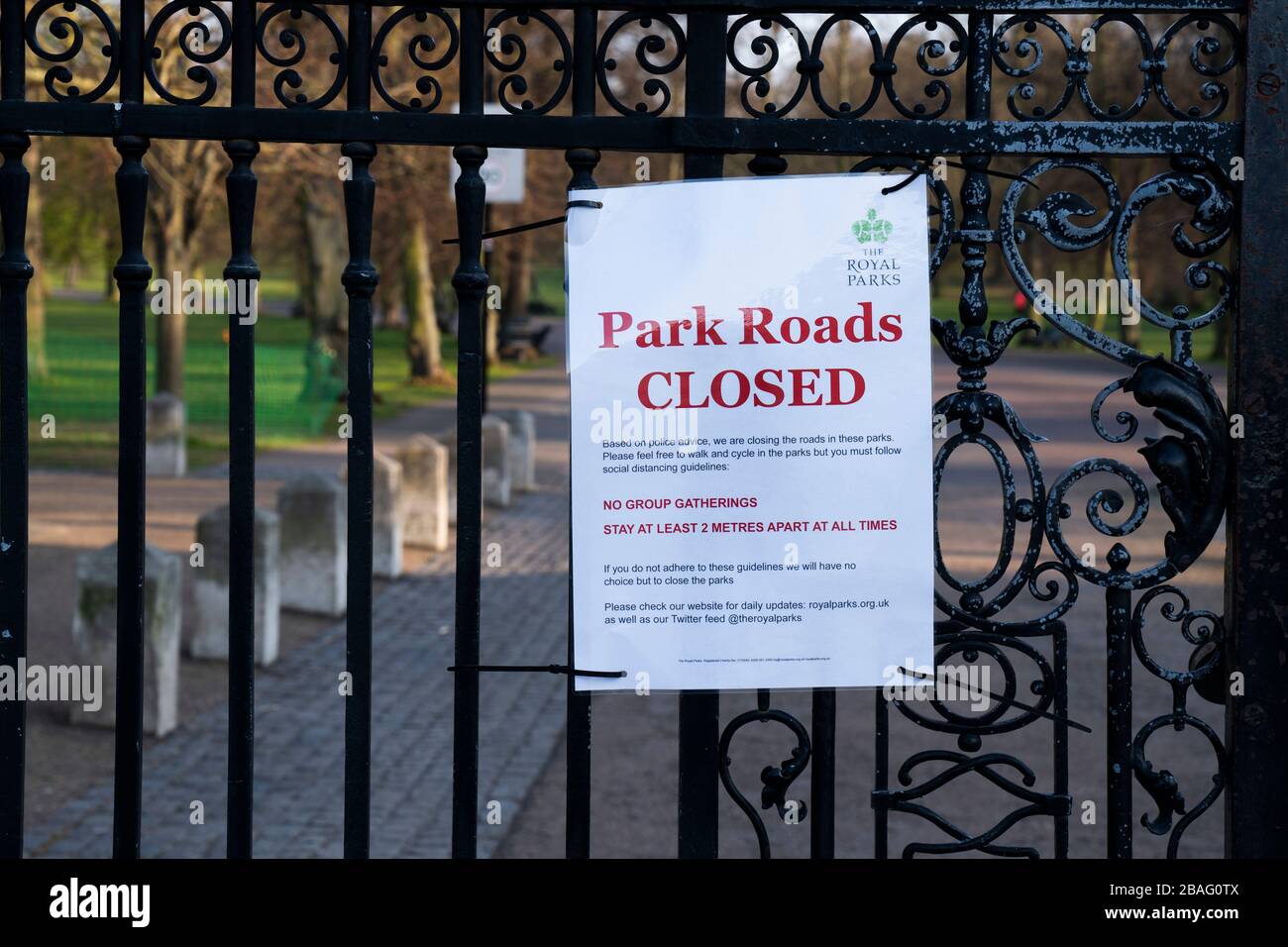 El coronavirus causa el cierre de parques, lugares turísticos, mercados y transporte en Greenwich, Londres, Reino Unido. Foto de stock