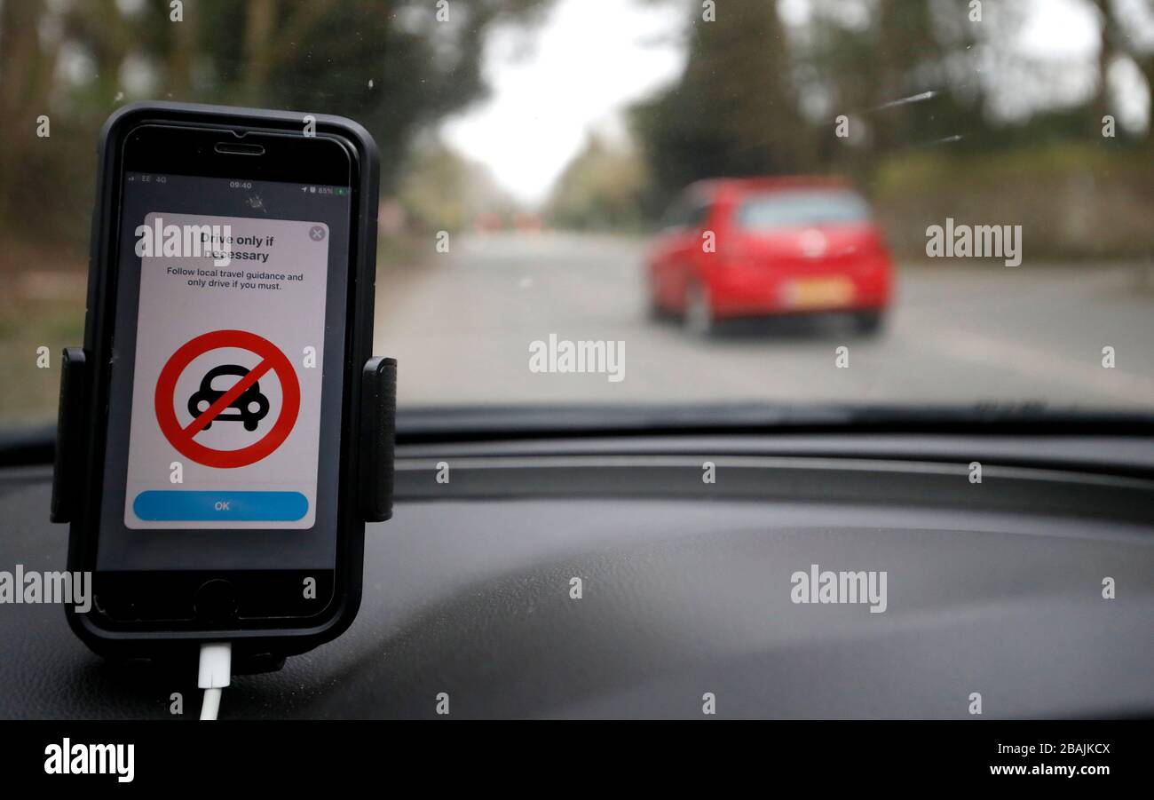 Waze mobile fotografías e imágenes de alta resolución - Alamy