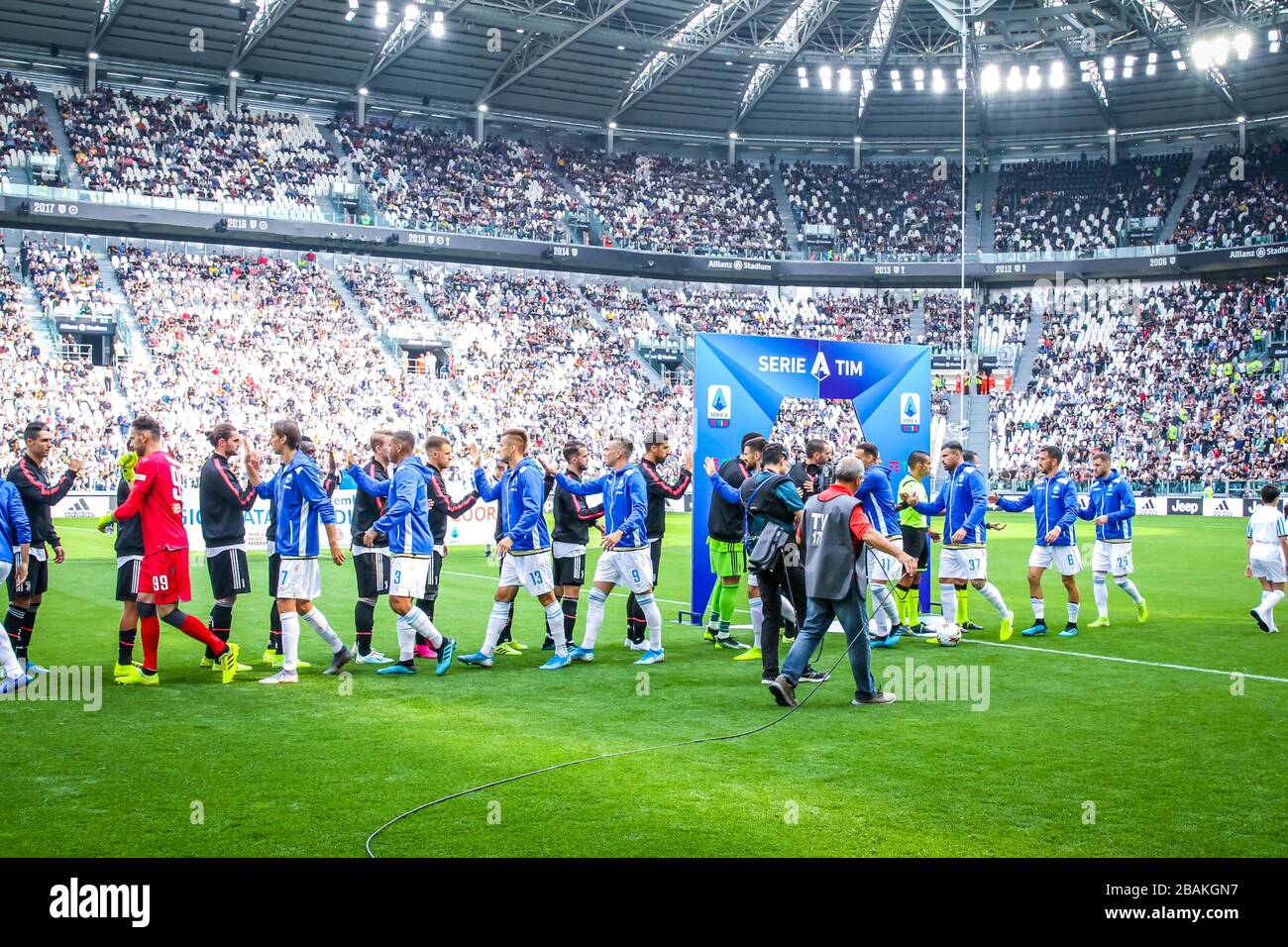 Allianz Stadium durante la temporada de fútbol 2019/20 imágenes simbólicas - crédito de la foto Fabrizio Carabelli /LM/ Foto de stock