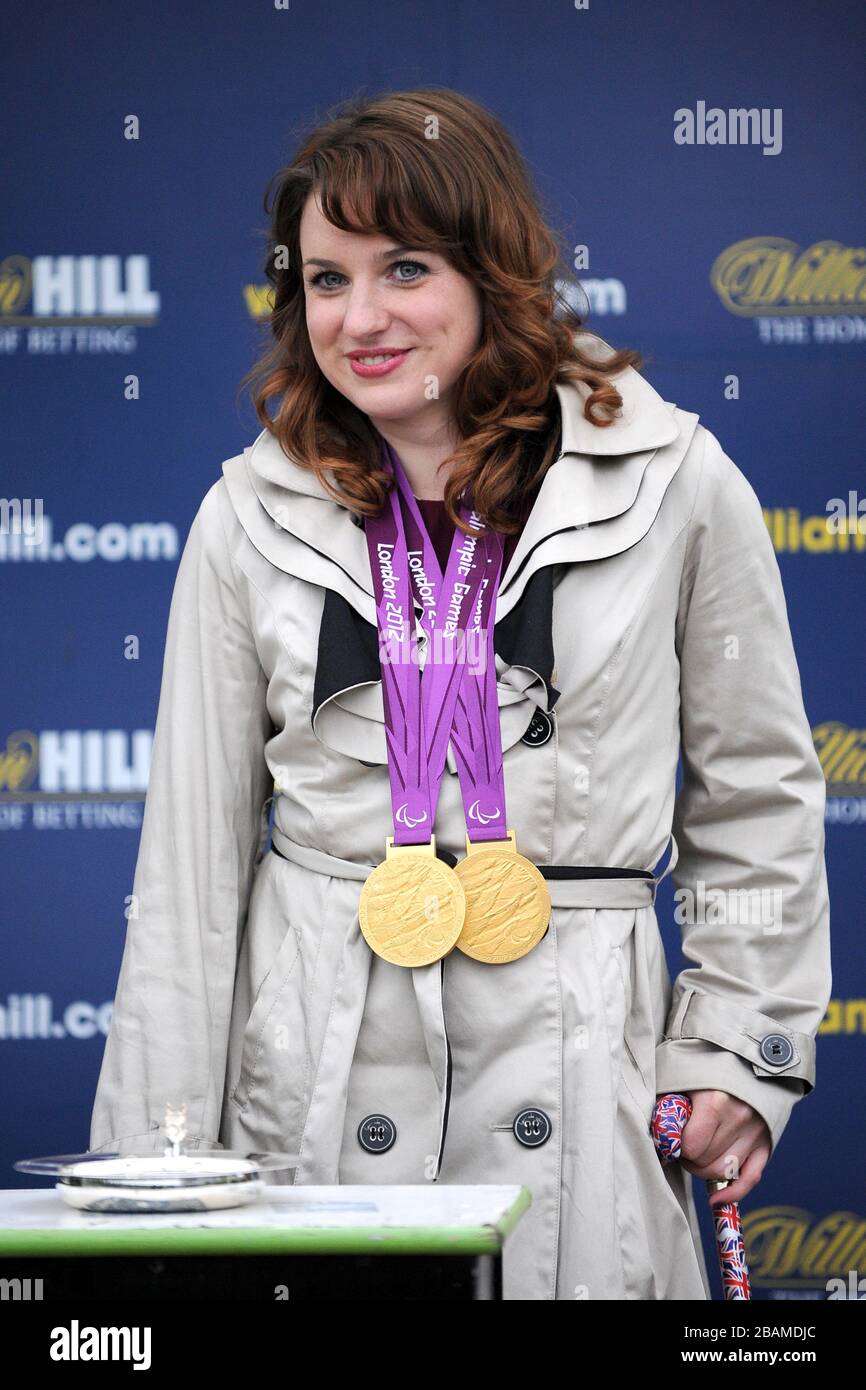 Natasha Baker, ganadora de la medalla de oro doble Paralímpico, durante las presentaciones Foto de stock