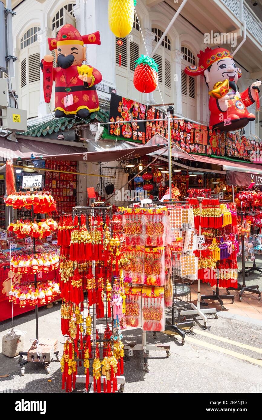 Tiendas de recuerdos chinos, Smith Street, Chinatown, Zona Central, República de Singapur Foto de stock