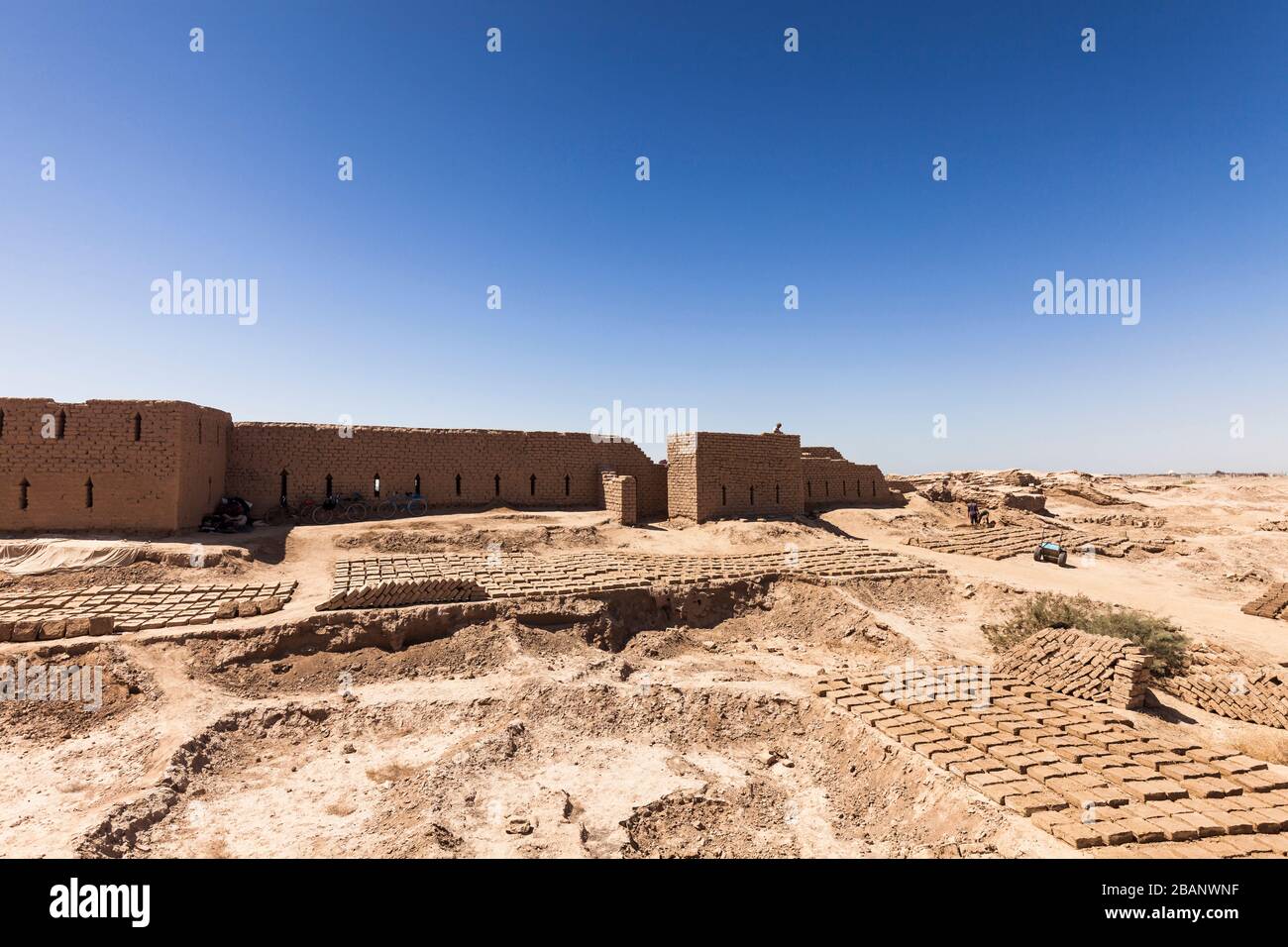 Kamirtepa, Kamir Tepa, Kamirtepe, Kamir Tepe, Ciudad antigua y puerto del río Amu Darya, Termez, Región de Surxondaryo, Uzbekistán, Asia Central, Asia Foto de stock