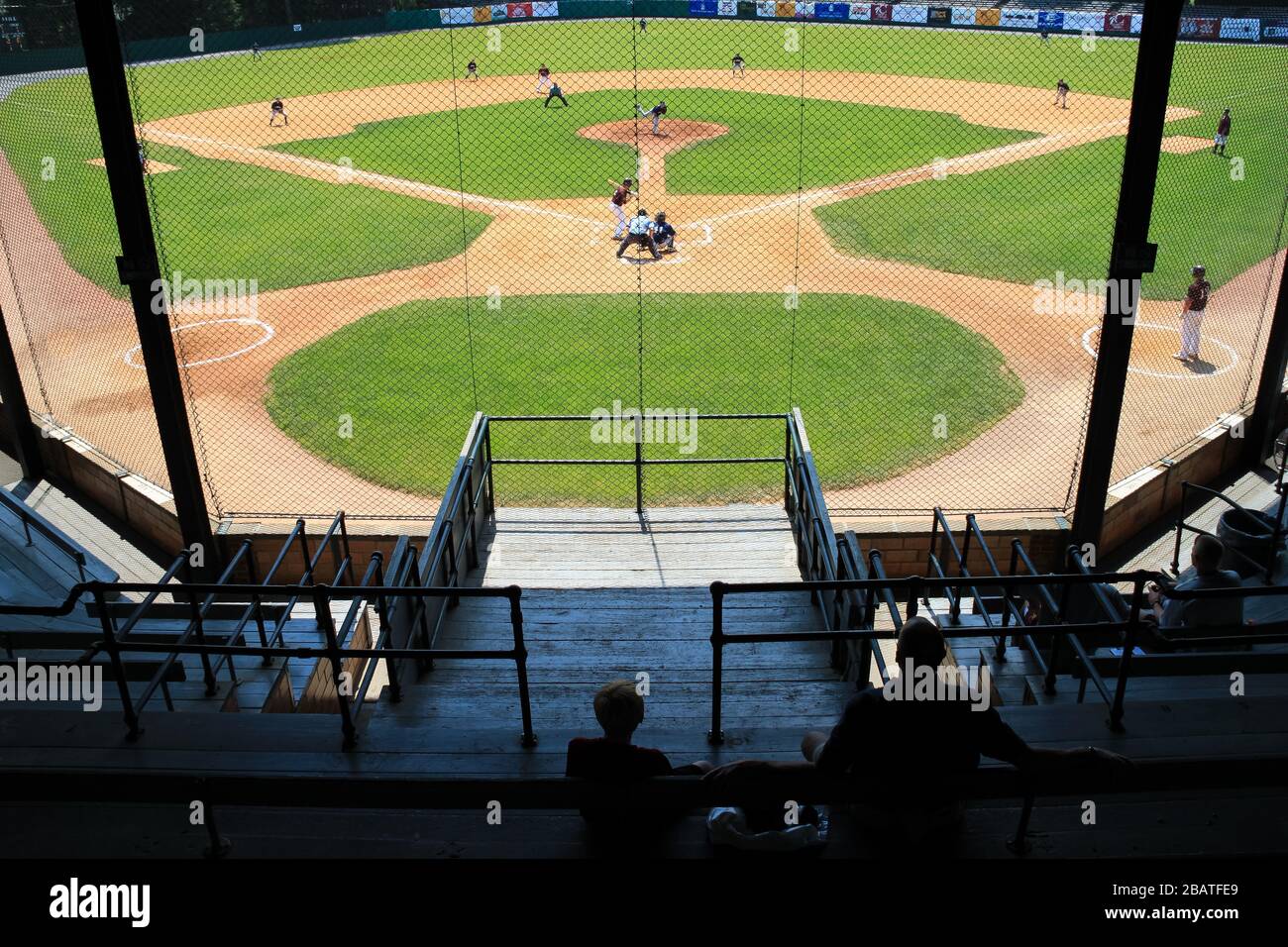 Campo de béisbol en el lugar de nacimiento del deporte en Cooperstown, Nueva York, EE.UU Foto de stock