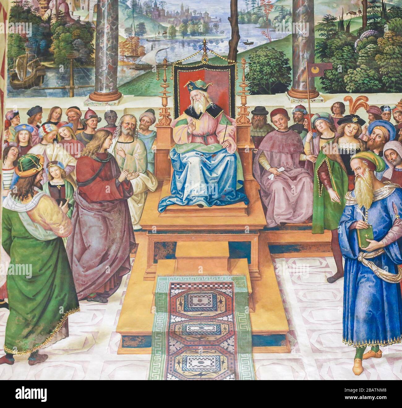 SIENA, ITALIA - 10 DE JULIO de 2017: Frescos (1502) en la Biblioteca Piccolomini en la Catedral de Siena, Italia, por Pinturicchio que representa Enea Silvio Piccolomini como a Foto de stock