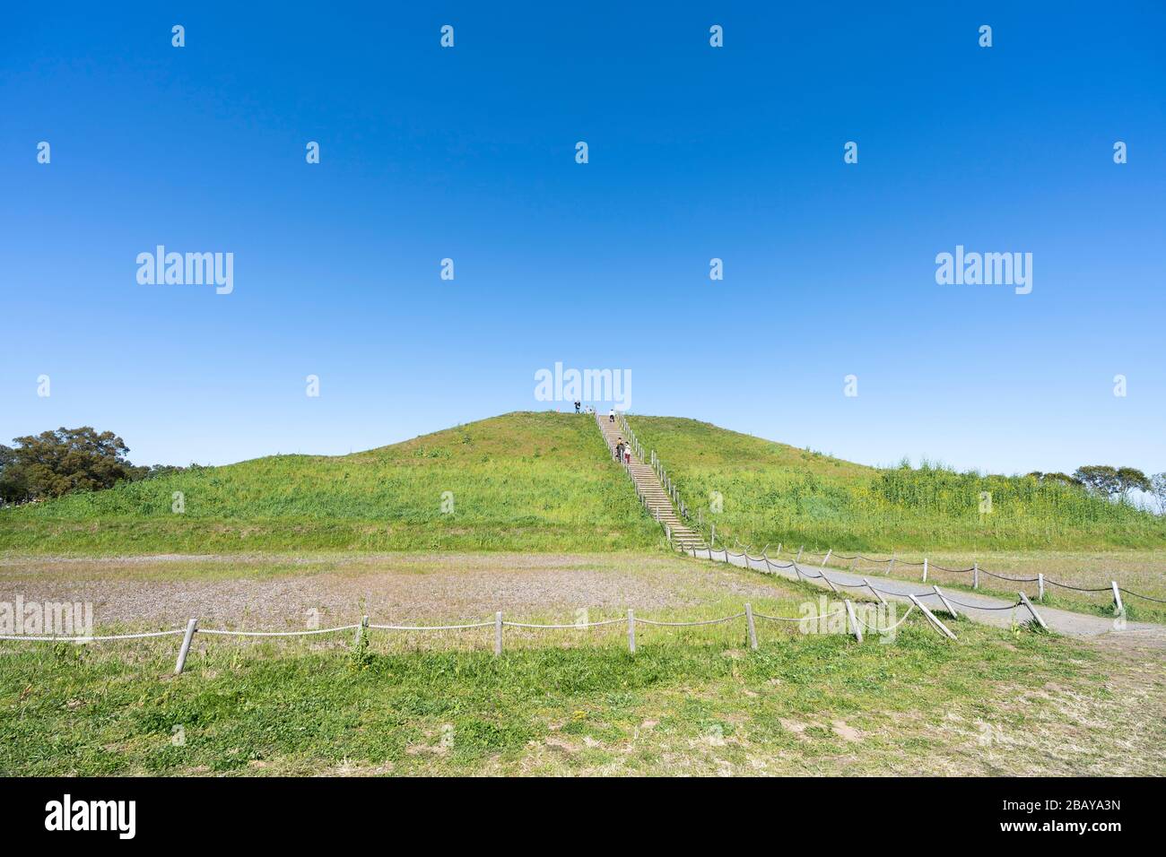Inariyama kofun, el antiguo parque de tumbas Sakitama, la ciudad de