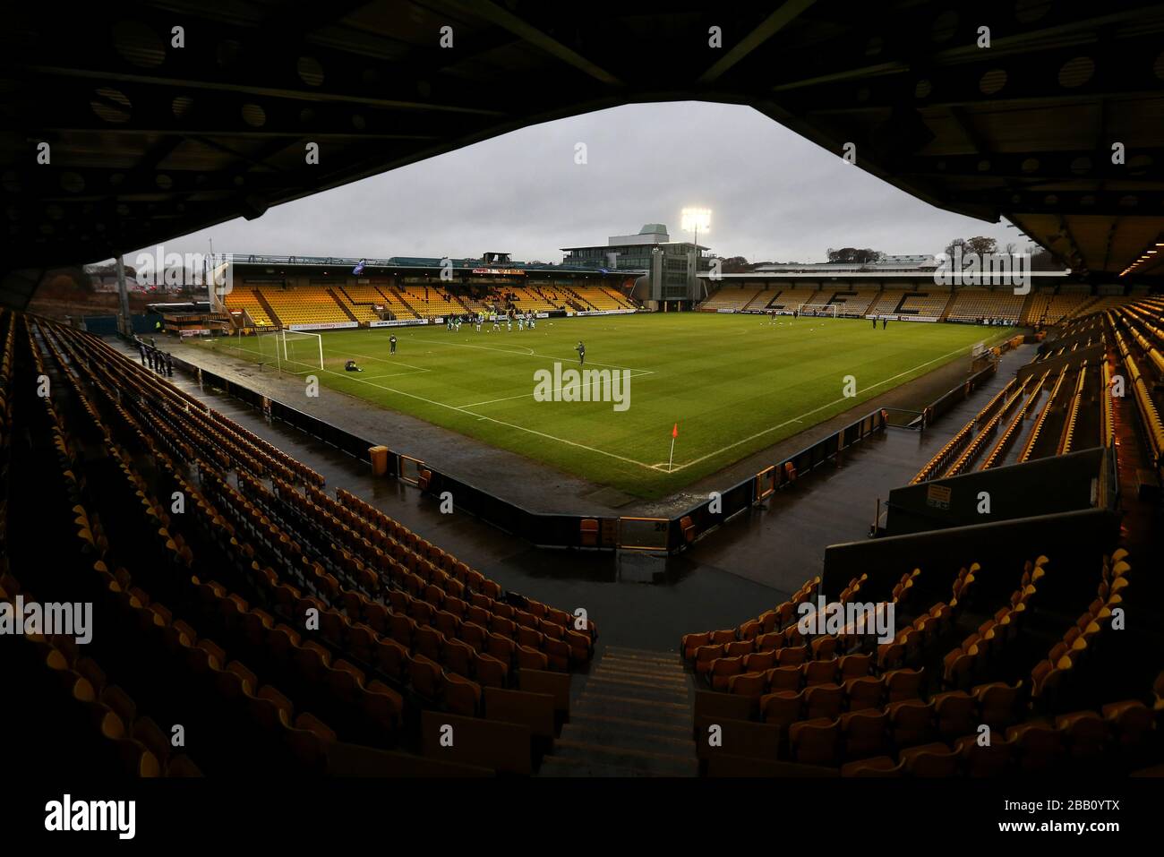 Una vista desde los stands del estadio Almondvale Fotografía de stock ...