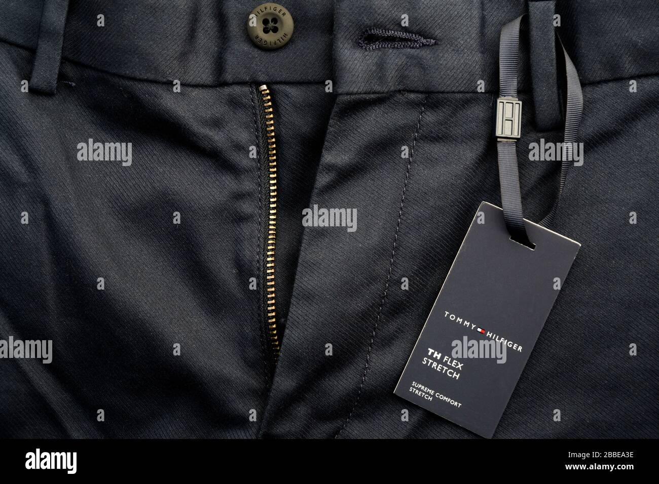 Pantalon tommy de hombre hot sale