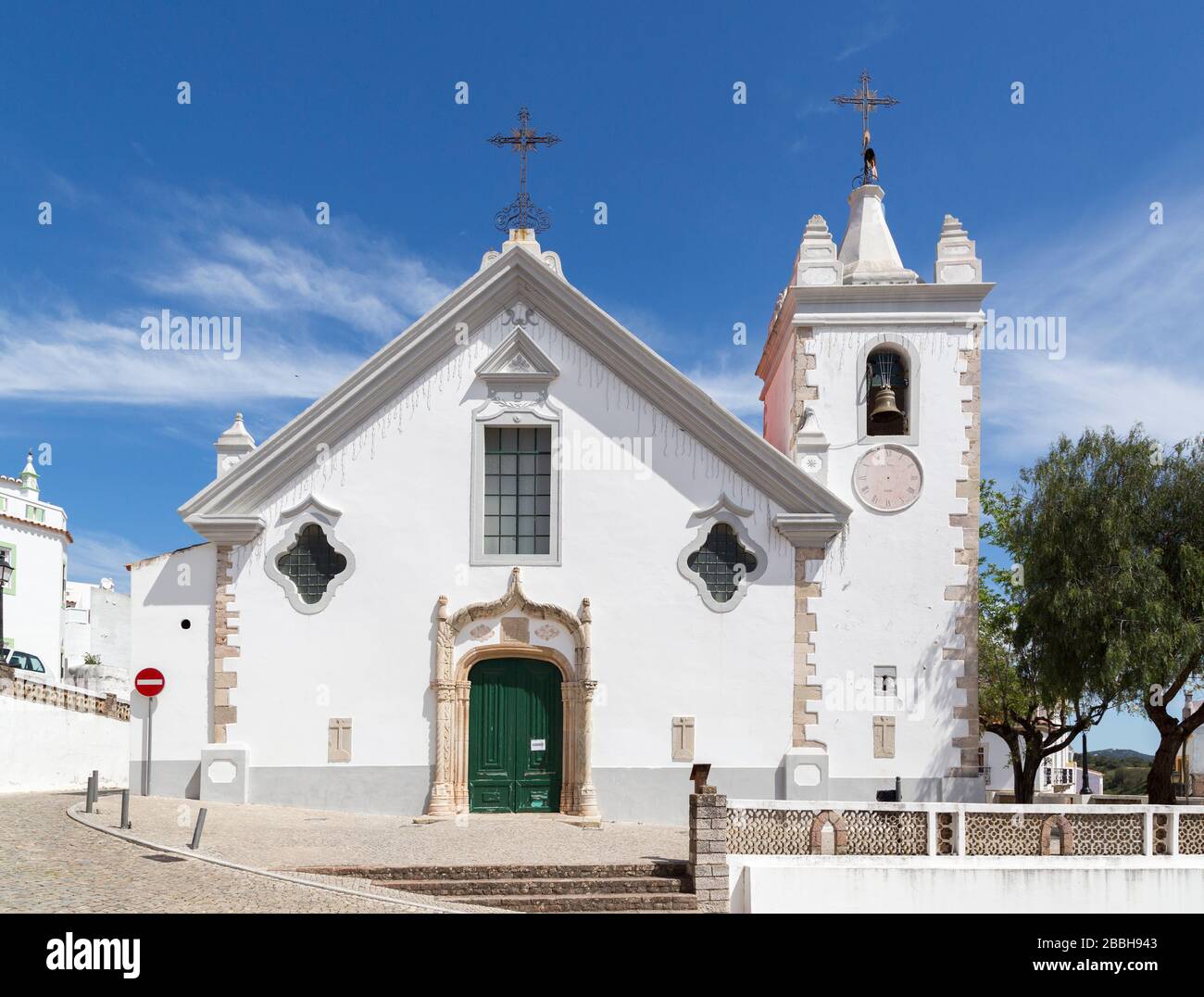 Iglesia de Nossa Senhora da Assunção, Alte, Algarve, Portugal Foto de stock