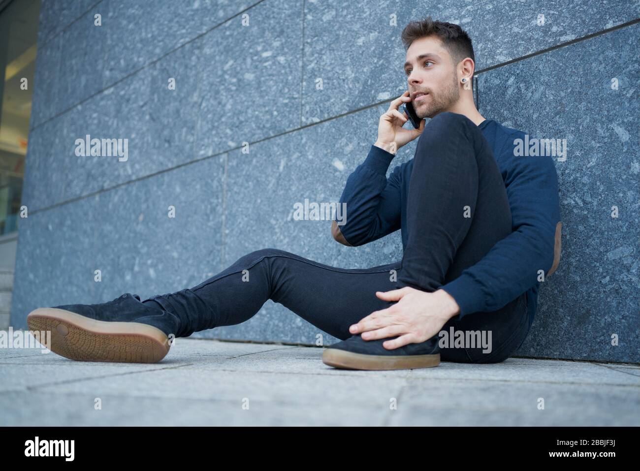 Ropa Casual Contemporánea Fotos e Imágenes de stock - Página 2 - Alamy