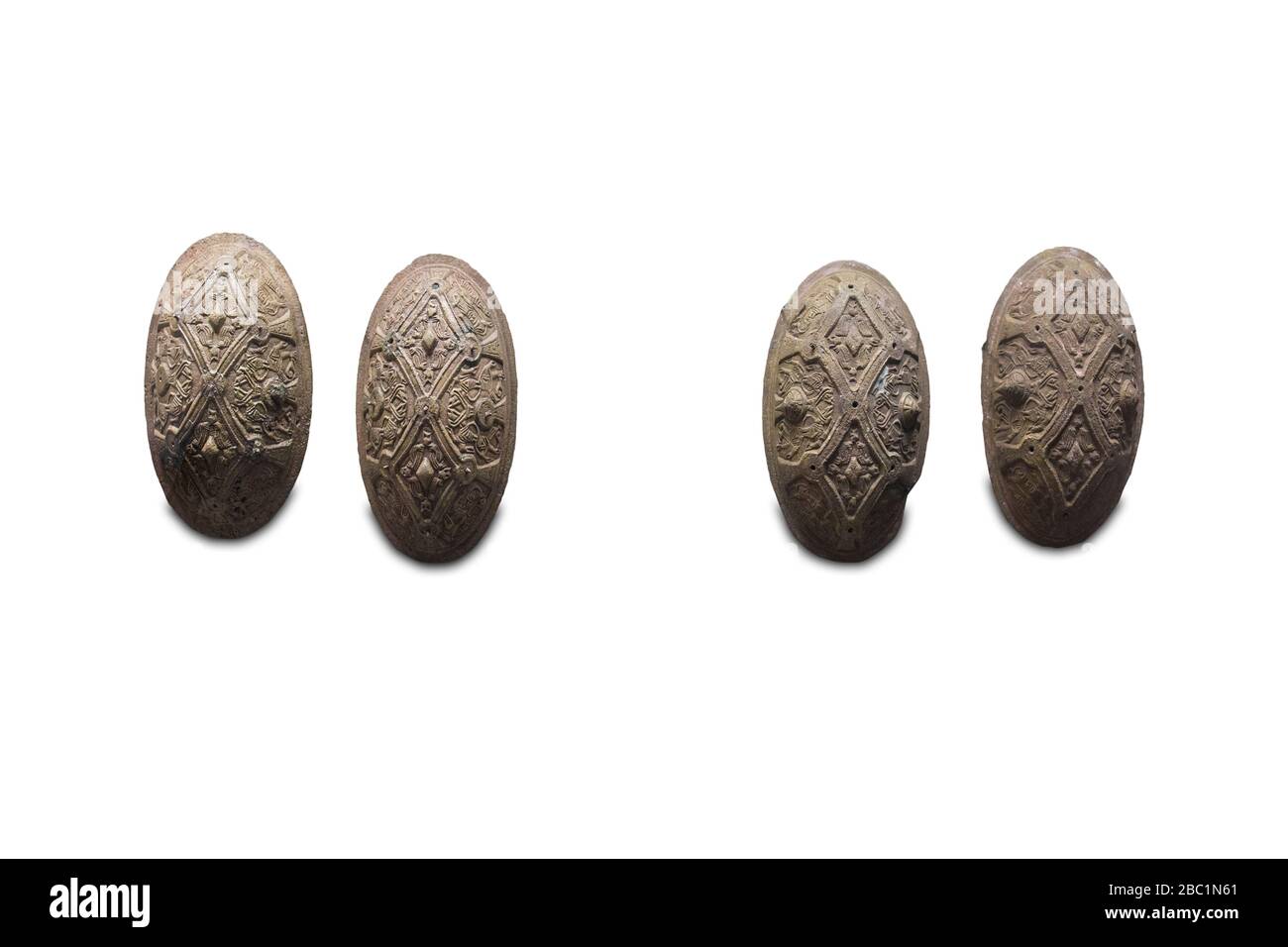 Broches ovalados vikingos. Museo Nacional de Arqueología de Irlanda, Dublín Foto de stock