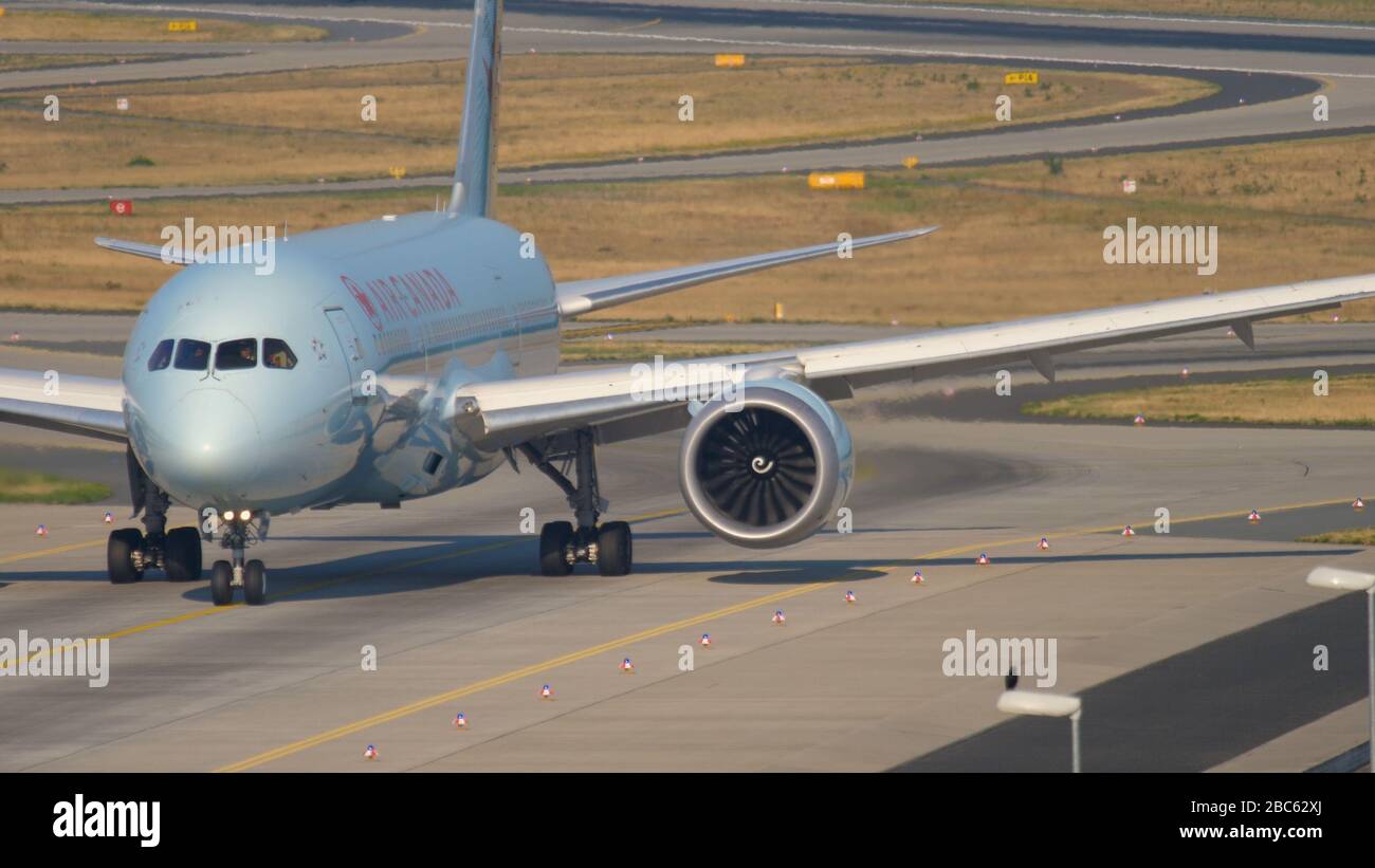 Air Canada Dreamliner taxing Foto de stock