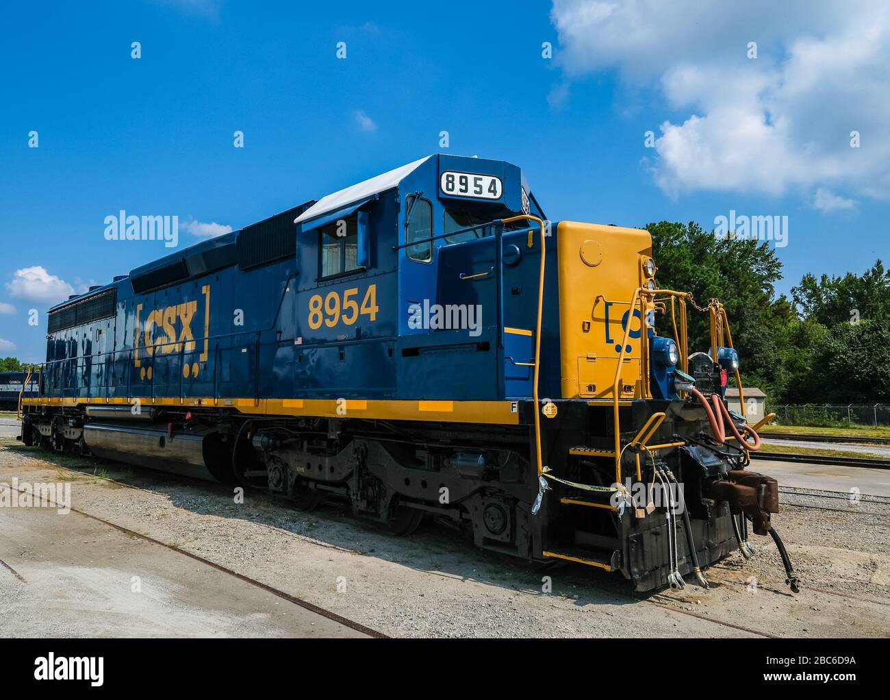Locomotora CSX azul Foto de stock