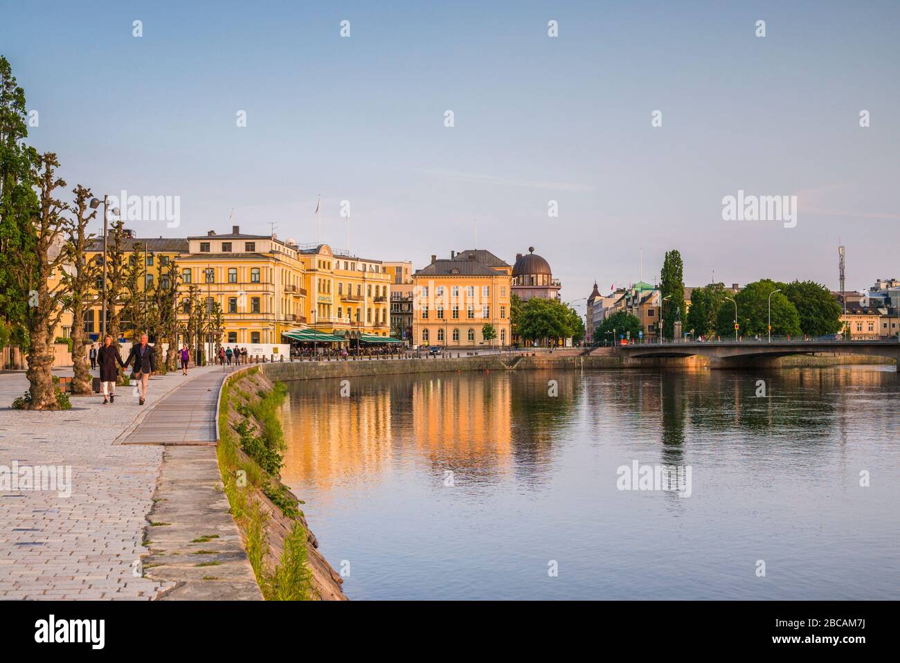 SUECIA, Varmland, Karlstad, Stadshotell hotel, con gente, Foto de stock