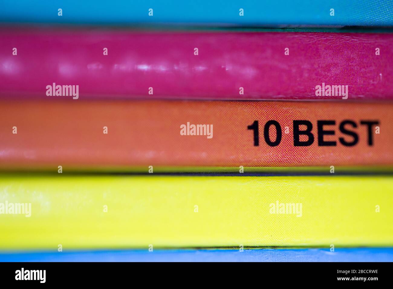 10 Mejor Texto Oxidado Primer Plano En Un Fondo Abstracto Colorido Y Vivo Fotografia De Stock Alamy