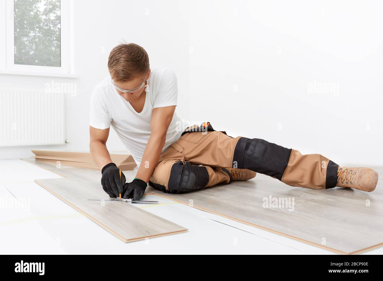 Servicios de pisos - instalación de laminado de manera flotante