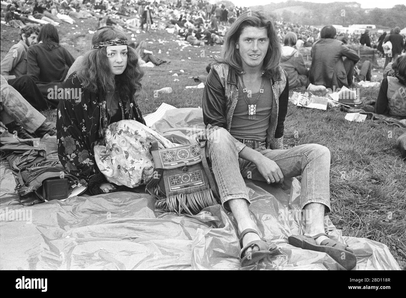 Pareja hippie Hollywood festival de rock Leycett Staffordshire 1970  Fotografía de stock - Alamy