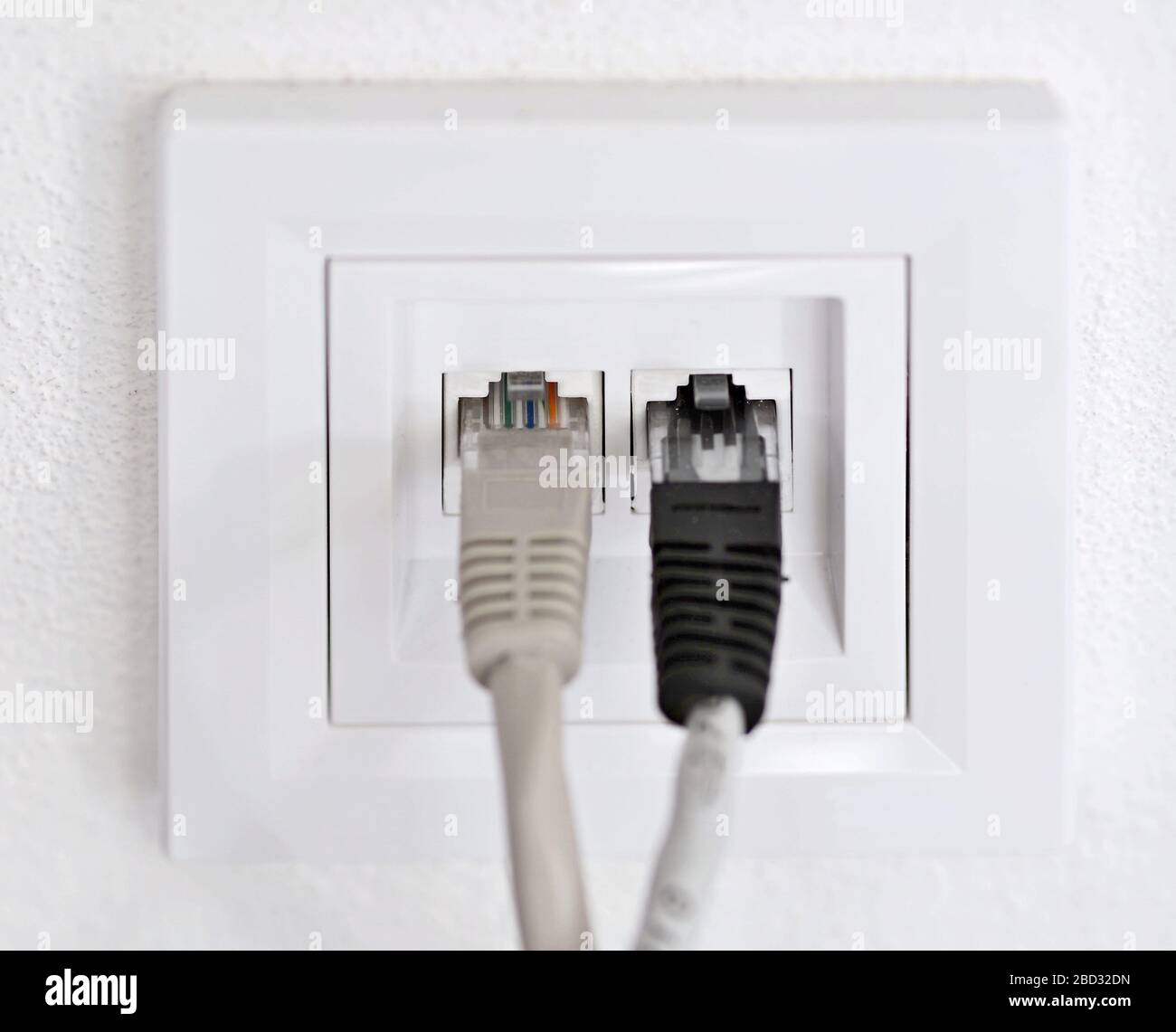 Розетка ethernet rj-45 двойная. Разветвитель rj45 (1in > 2out). Розетка сетевая 2 порт black. Розетка rj45 4 порта. Розетки на 2 порта rj 45 legrand.