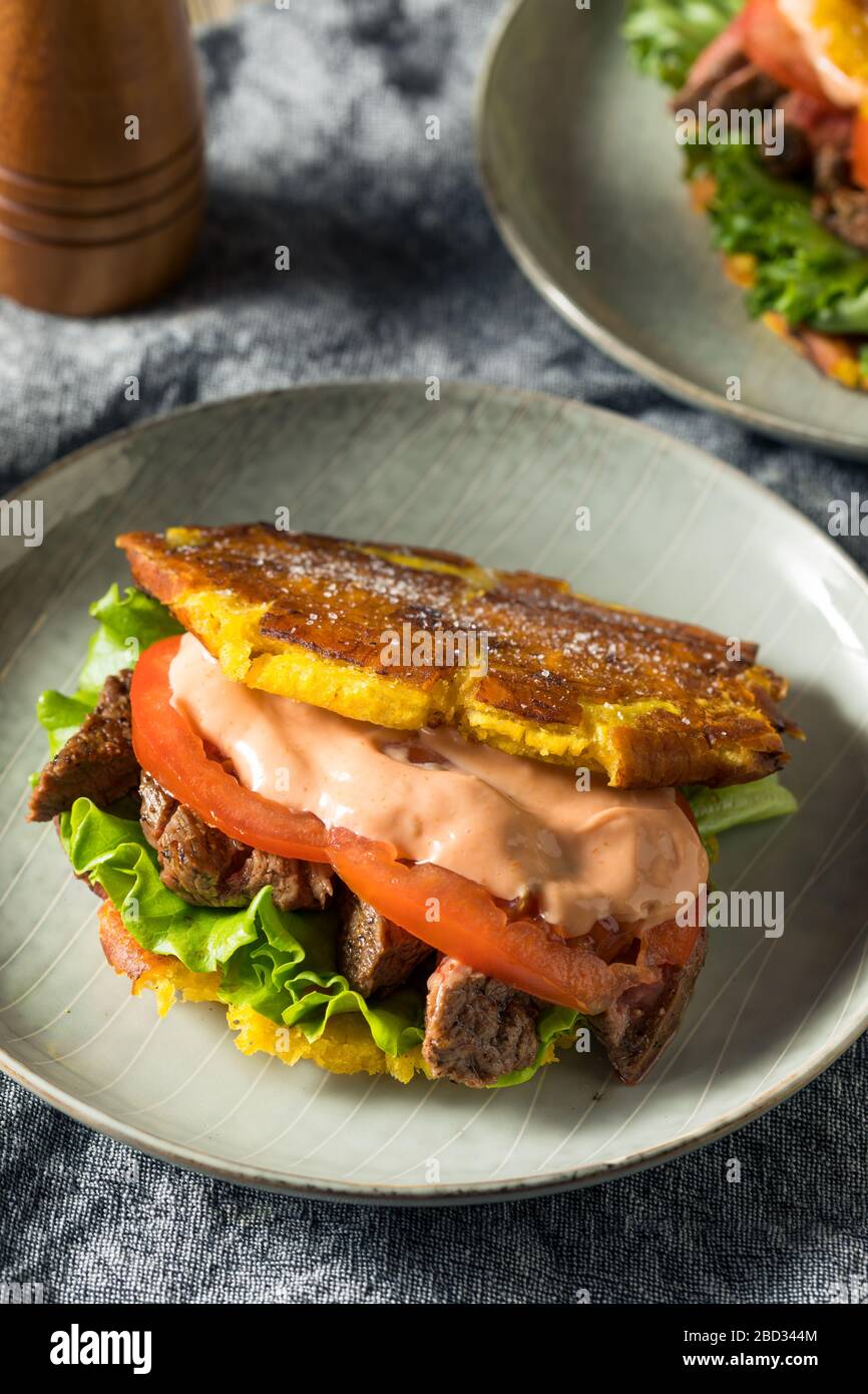 Sandwich jibarito fotografías e imágenes de alta resolución - Alamy
