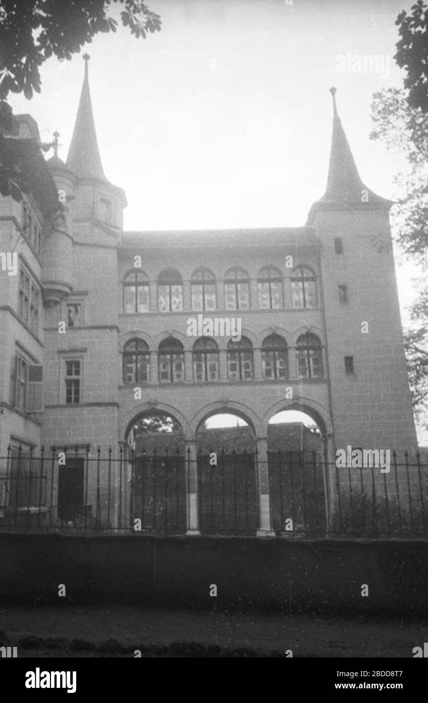 'Fribourg; Musée d'Art et d'Histoire.; 6 de septiembre de 1936date QS:P571,+1936-09-06T00:00:00Z/11; Berit Wallenberg / Kulturmiljöbild, Riksantikvarieämbetet este archivo fue proporcionado a Wikimedia Commons por la Junta Nacional Sueca de Patrimonio en el marco del proyecto de cooperación Wikimedia Open Heritage con Sverige. Este archivo fue puesto a disposición por Riksantikvarieämbetet como parte del proyecto de Patrimonio Abierto conectado. El proyecto está dirigido por Wikimedia Sverige en cooperación con la UNESCO, Wikimedia Italia y Patrimonio Cultural sin Fronteras y se financia con una subvención del proyecto de la C Foto de stock