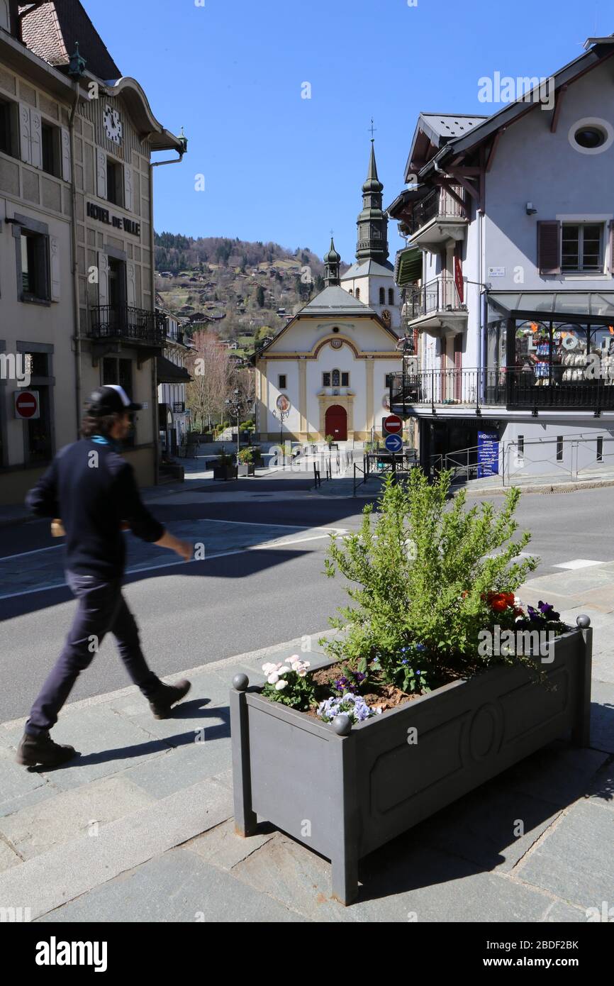 Eglise Saint-Gervais et Protais. Centro-ville. Saint-Gervais-les-Bains. Haute-Savoie Francia Foto de stock