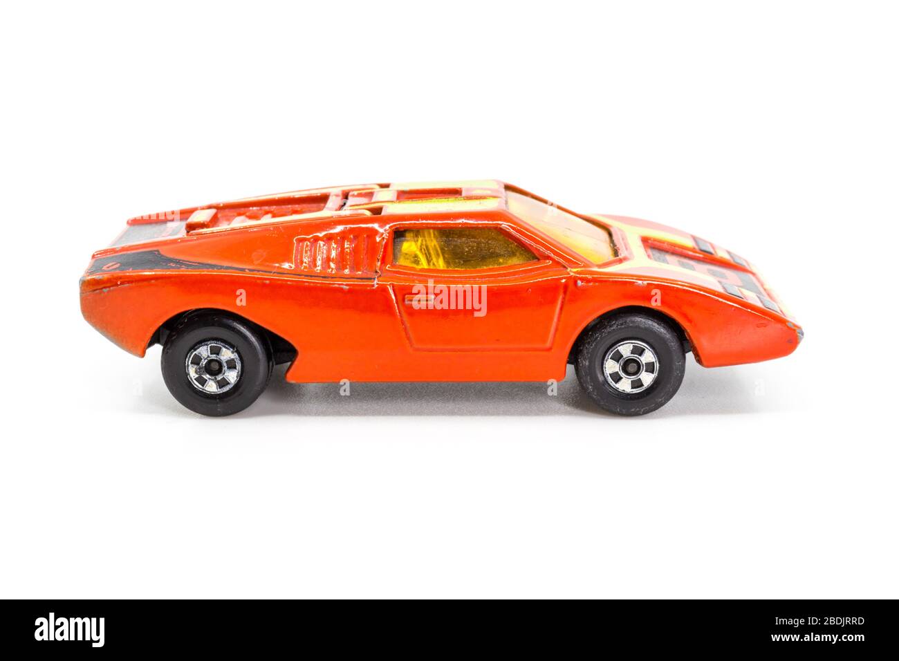 Lesney Productos Matchbox modelo juguete coche 1-75 serie  Lamborghini  Vista lateral del condado Fotografía de stock - Alamy