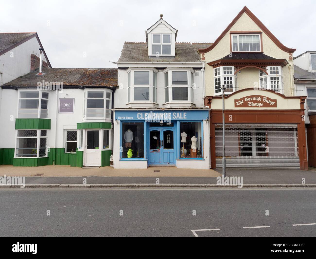 Newquay desierta, cierre Covid 19, zona comercial vacía, negocios turísticos cerrados. Newquay Cornwall, Reino Unido. Crédito: Robert Taylor/Alamy Live News Foto de stock