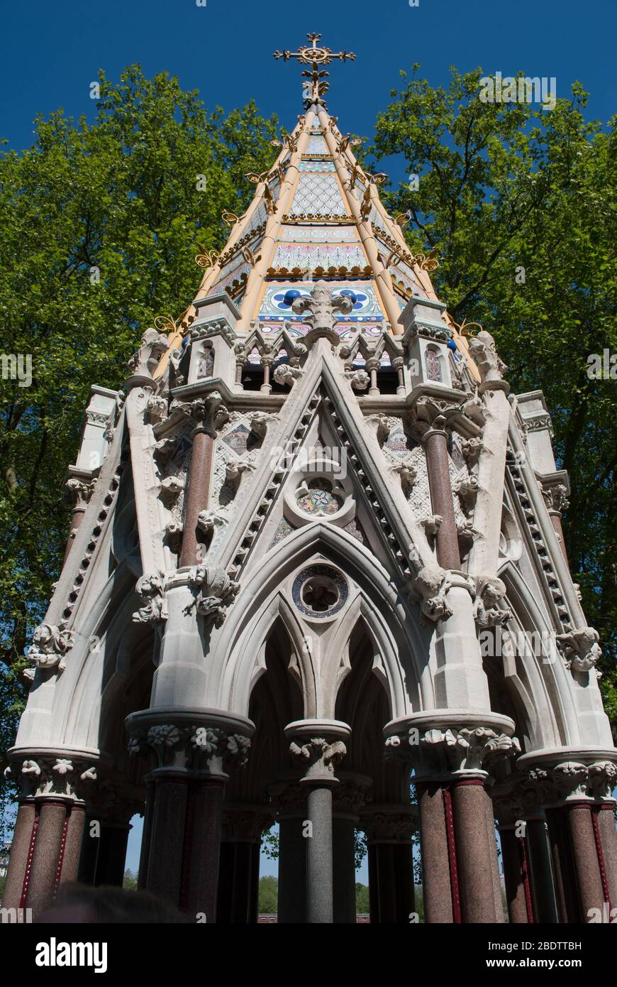 Buxton Memorial Fuente del agua Arquitectura Neo-gótica 1 Millbank, Westminster, Londres SW1P 3JU por Charles Buxton Samuel Sanders Teulon Foto de stock