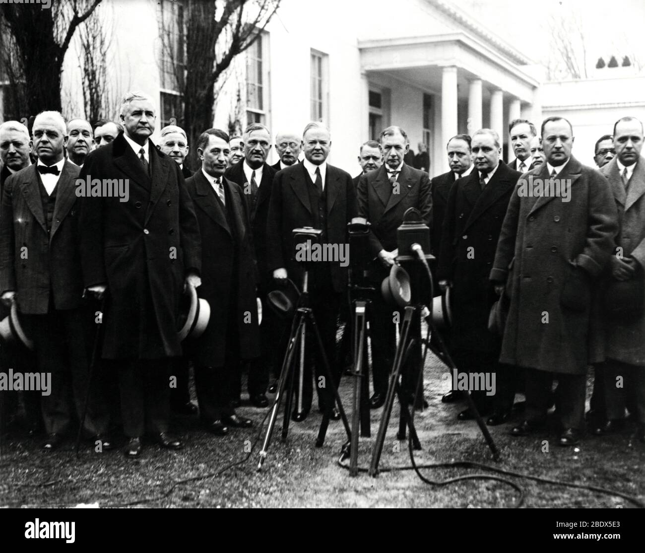 Hoover y la Comisión de Anti-acaparamiento, 1932 Foto de stock