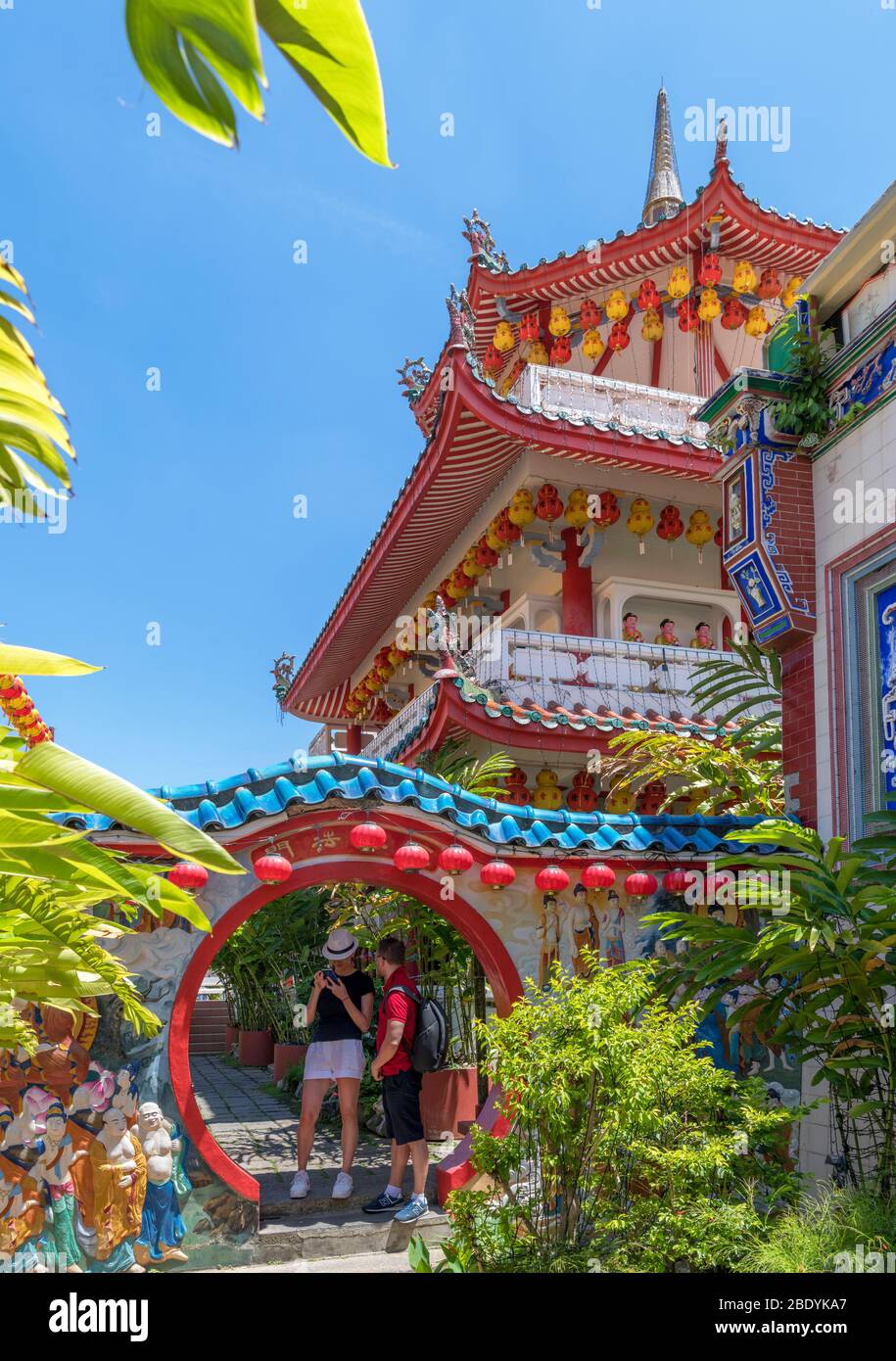 KEK Lok Si Temple, un templo budista en Air Itam, Penang, Malasia Foto de stock