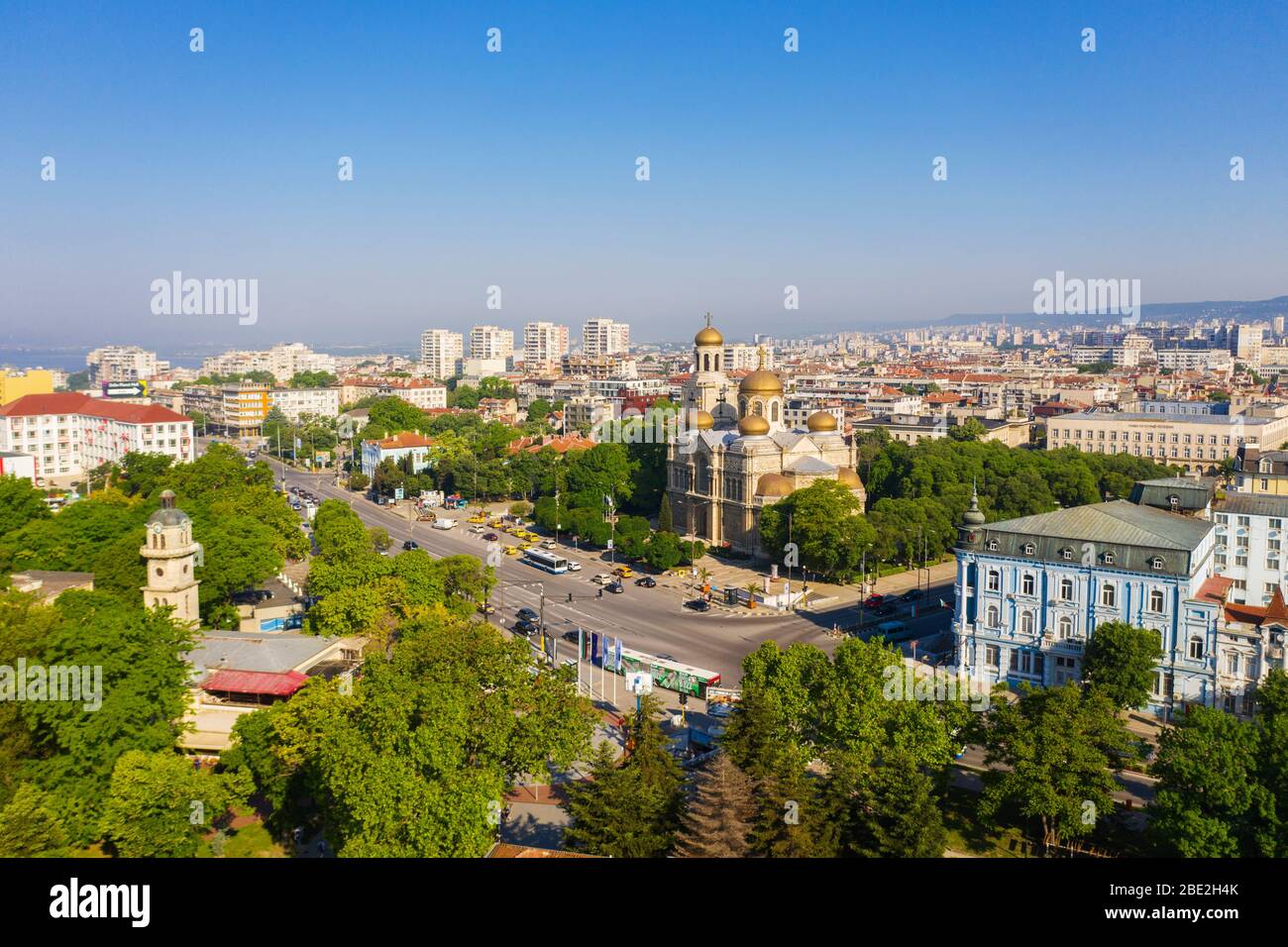 Europa, Bulgaria, Varna, vista aérea de la Catedral de la Madre de Dios Foto de stock