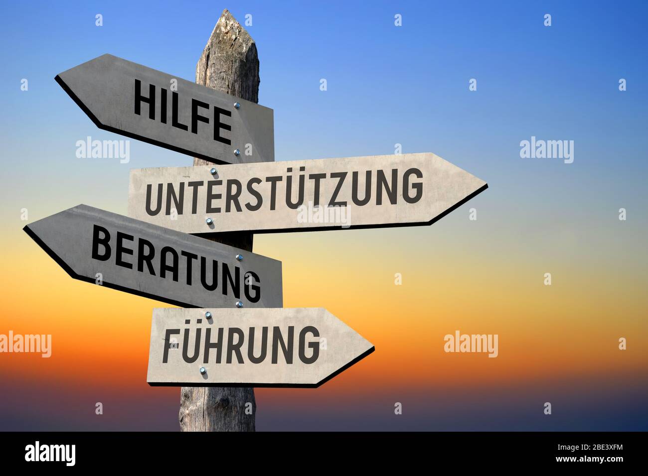 Hilfe, UNTERSTUTZUNG, Beratung, Fuhrung - letrero alemán Foto de stock