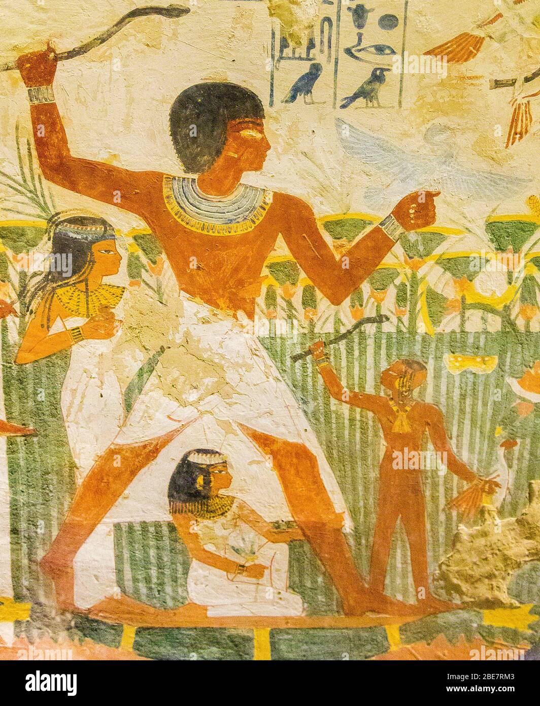 Patrimonio de la Humanidad de la UNESCO, Tebas en Egipto, Valle de los nobles, tumba de Nakht. Una escena famosa, la caza en los pantanos. Foto de stock