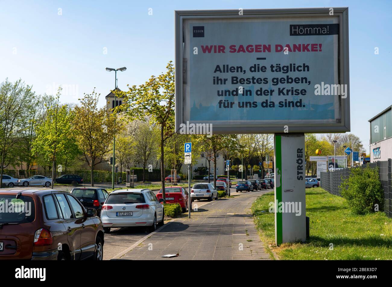 Publicidad durante la Corona Pandémica, Ciudad de Essen agradece a los héroes de la vida cotidiana, los efectos de la crisis de la corona en Essen, Alemania Foto de stock