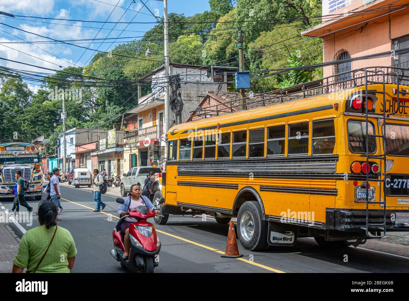 Escena callejera en Pastores, Guatemala Foto de stock