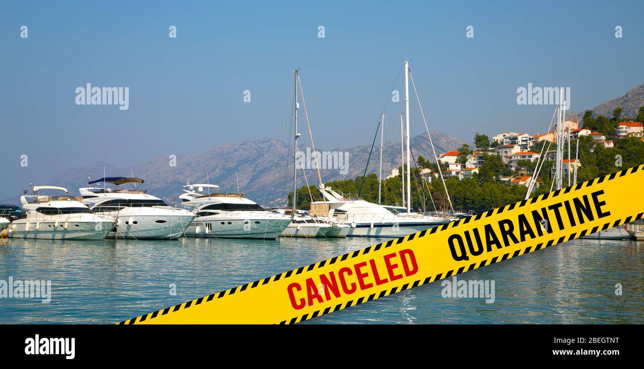 Cancelado de viaje, concepto, ciudad mediterránea Foto de stock