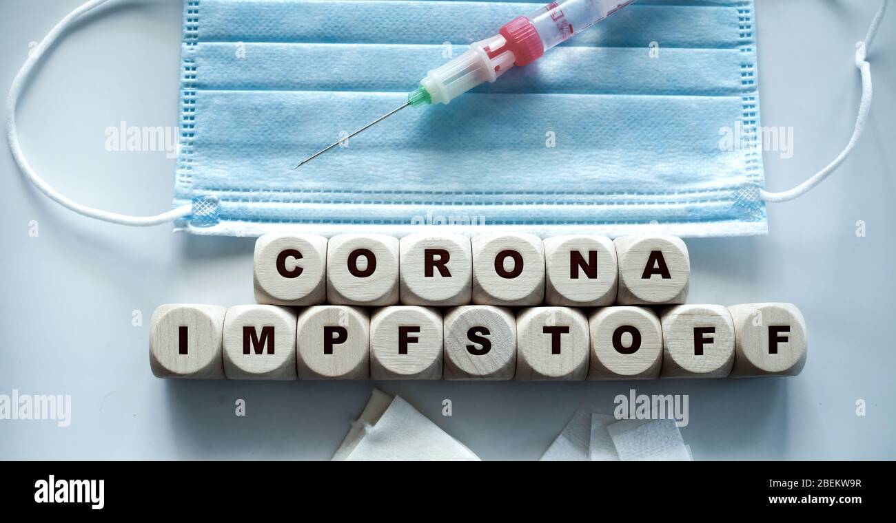 Inyección de vacuna y jeringa. Se utiliza para la prevención, inmunización y tratamiento de la infección por el virus de la corona (nueva enfermedad de coronavirus 2019,COVID-19,NC Foto de stock