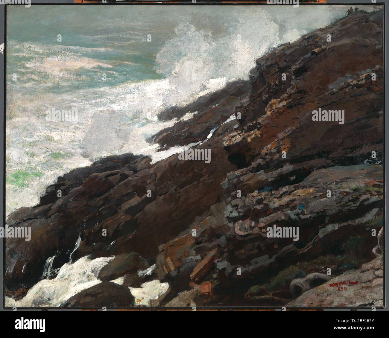 Costa de High Cliff de Maine. Winslow Homer era conocido por sus robustas representaciones de la naturaleza. En High Cliff, Costa de Maine, el océano asalta un poderoso e implacable asalto a un acantilado rocoso en el cuello de la Prout, uno de los lugares favoritos del artista en la costa. Foto de stock