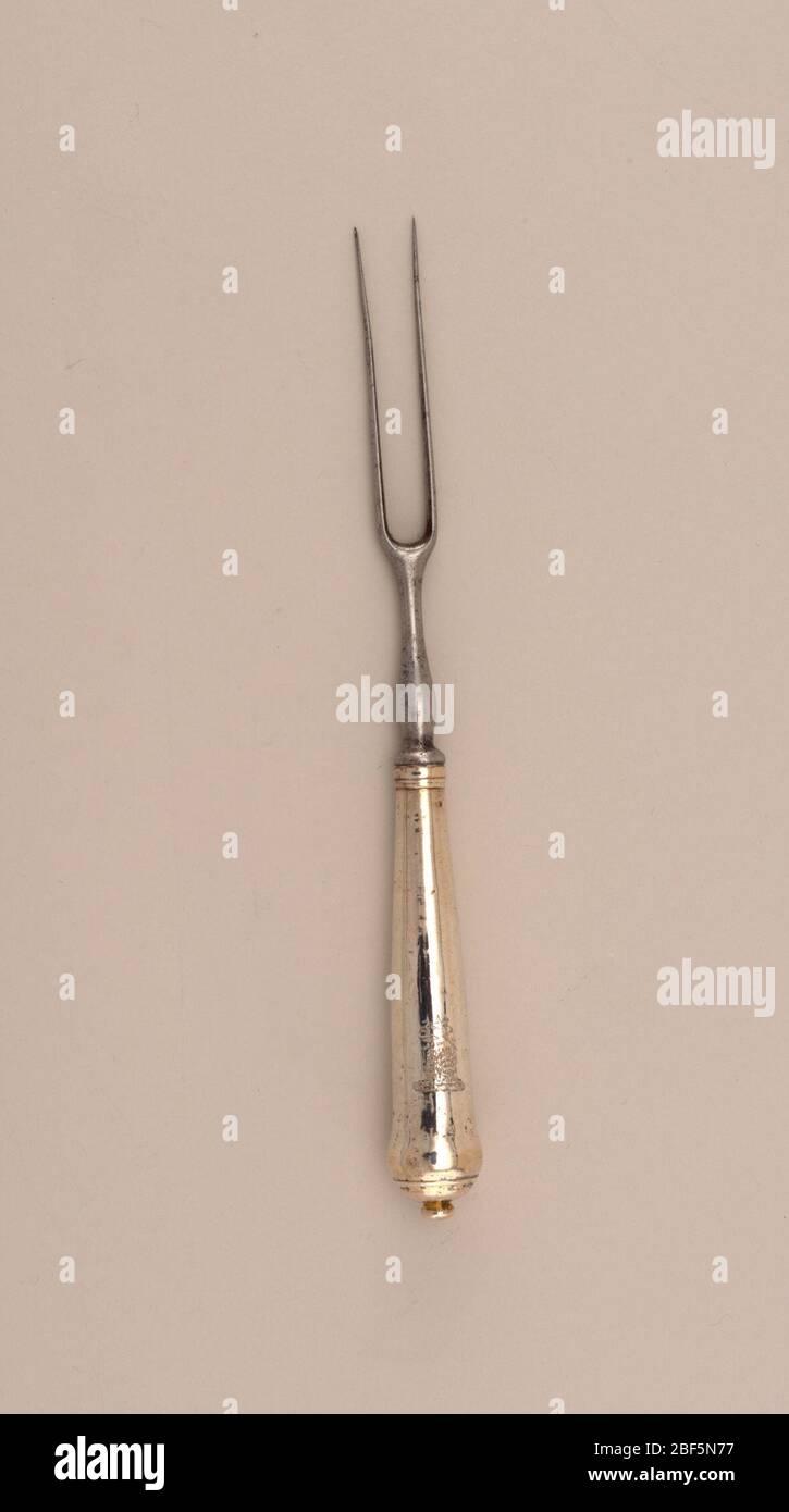 Tenedor de acero de dos puntas fotografías e imágenes de alta resolución -  Alamy