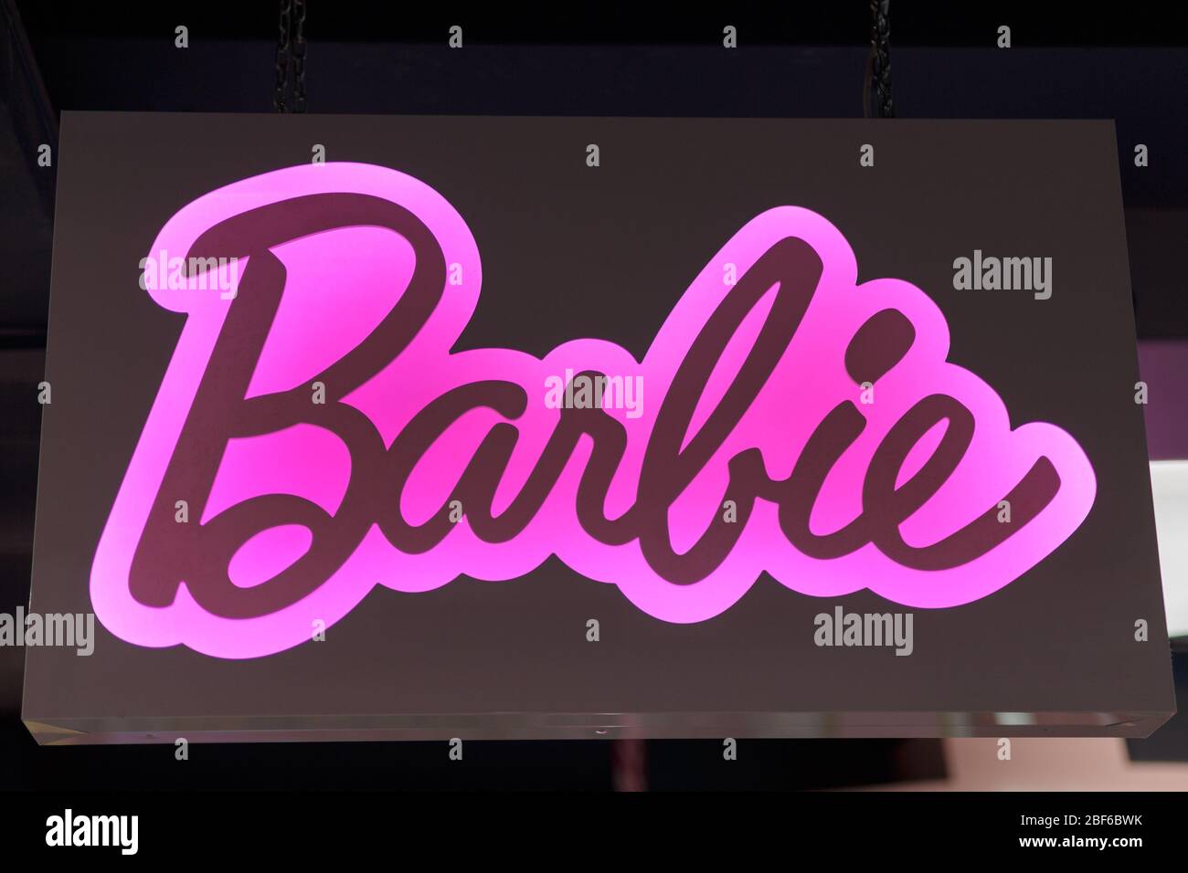 Texto de Barbie en negro y rosa, tema de juguete Fotografía de stock - Alamy